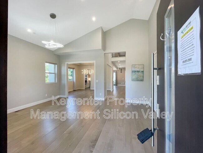 Foto del edificio - 2942 Neal Ave