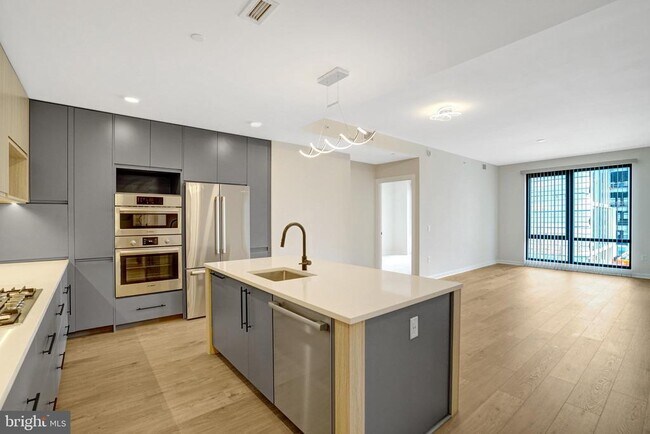 Foto del edificio - 255 W Falls Station Blvd