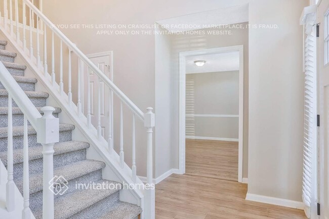 Foto del edificio - 612 Lone Oak Ct