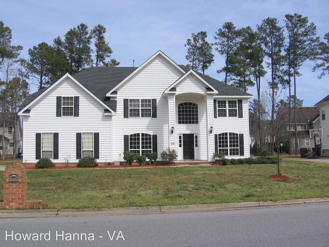 Primary Photo - 5 br, 4 bath House - 328 Wellington Circle