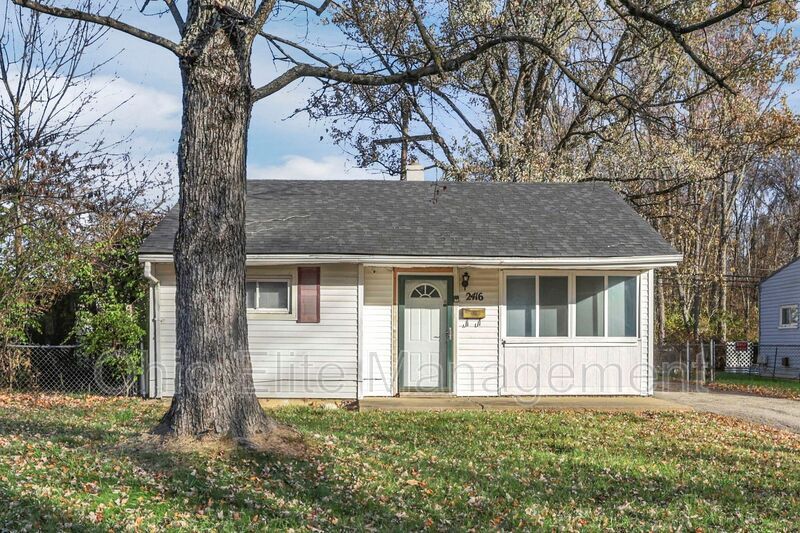 Foto principal - 2416 Dawnlight Ave