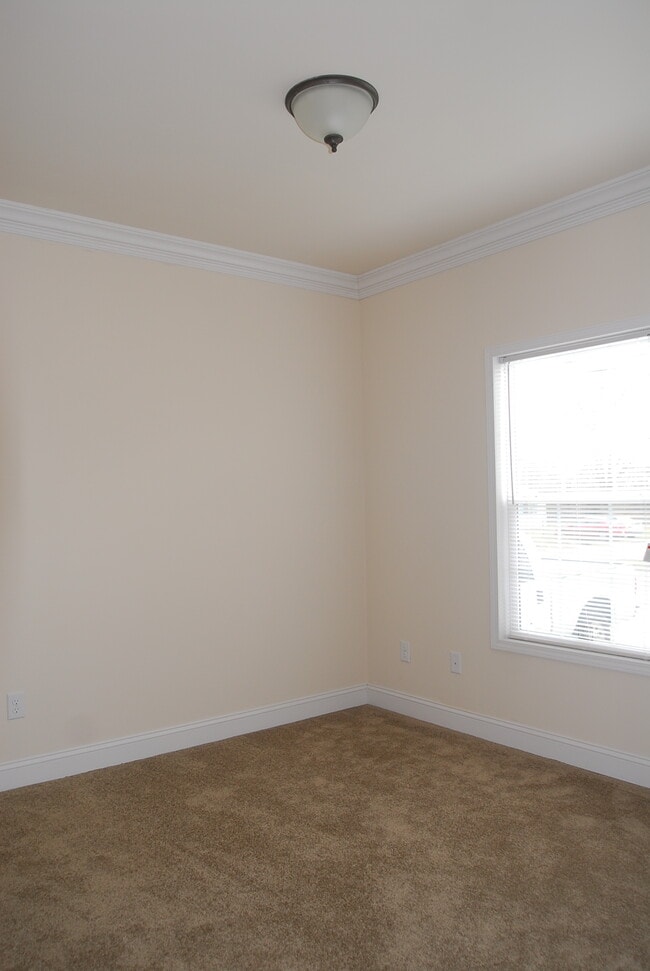 Foto del edificio - 15340 6th St