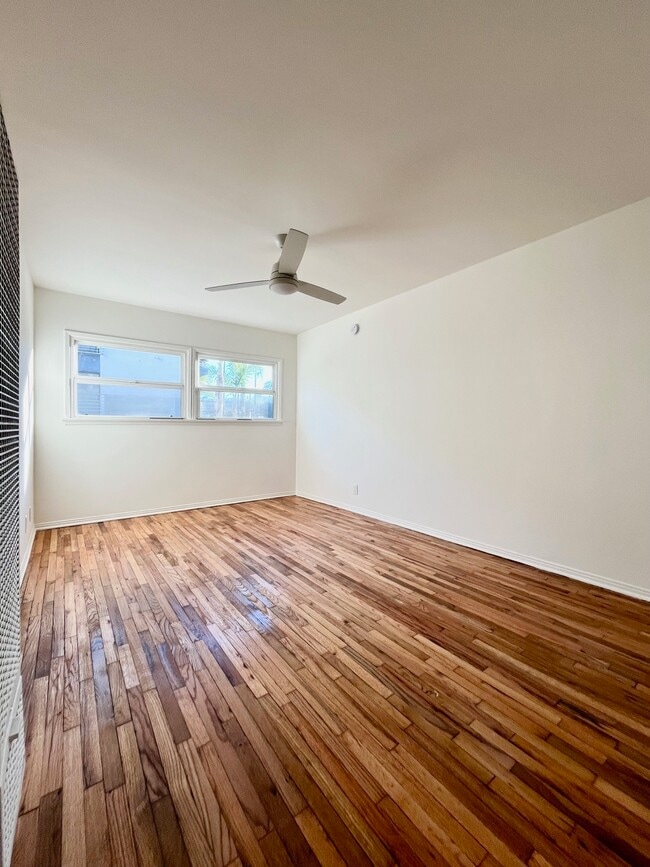 Foto del edificio - 2129 Ocean Ave