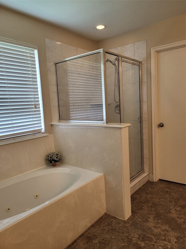 Foto del edificio - 7302 Legacy Pines Dr