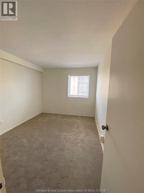 Building Photo - 8591 Riverside Dr E