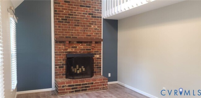 Foto del edificio - 7166 Full Rack Dr