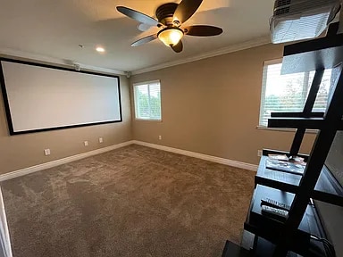 Foto del edificio - 1393 Arrowhead Ave