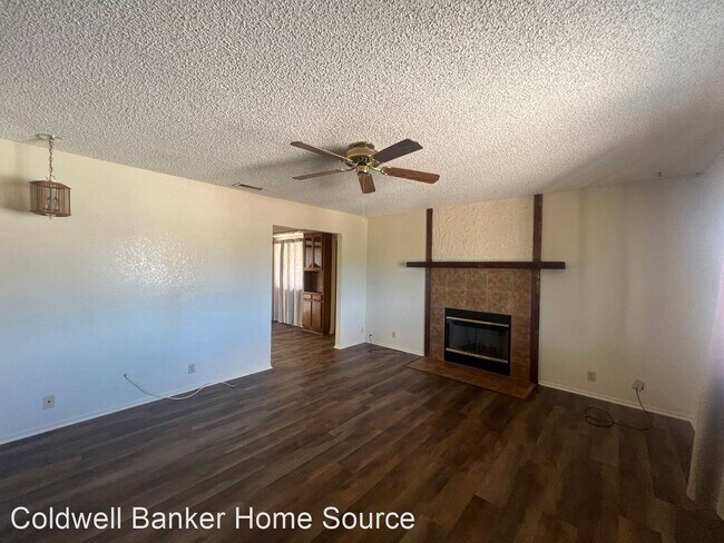 Building Photo - 2 br, 1 bath House - 16665 Las Palmas St.