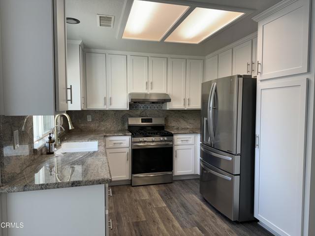 Foto del edificio - 864 E Sacramento St