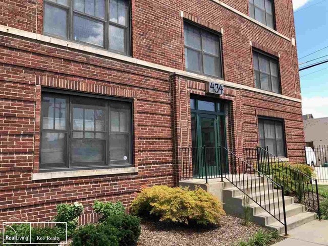 Building Photo - 434 W Alexandrine St