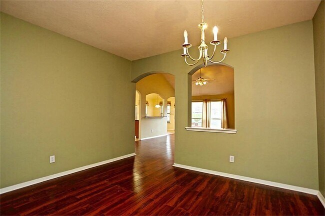 Foto del edificio - 9214 Stoneridge Canyon Ln