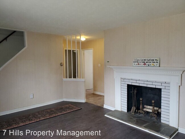 Building Photo - 4 br, 1 bath House - 56 Shady Lane Ave
