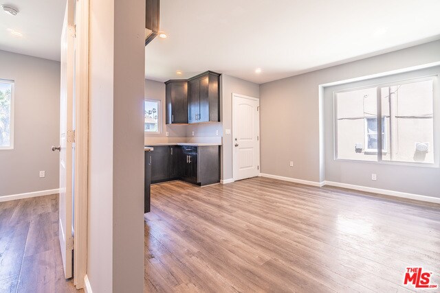 Building Photo - 2020 W 54th St