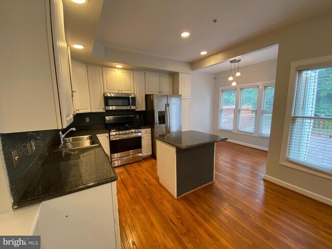 Foto del edificio - 3527 Marcey Creek Rd