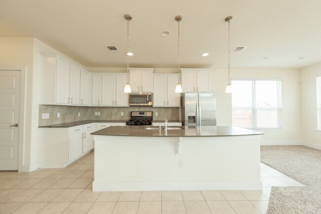 Foto del edificio - 7113 Sienna Rouge Path