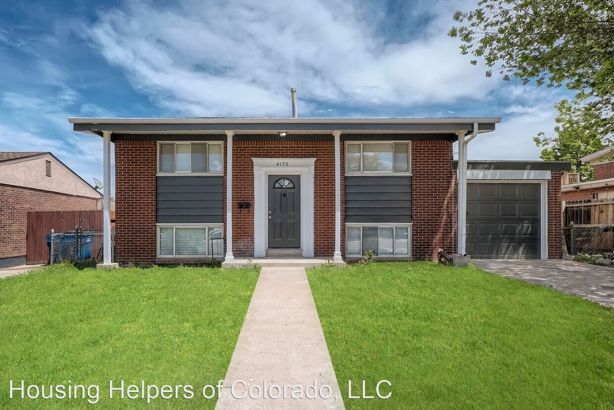 4 br, 2 bath House 4172 S Eliot St. House for Rent in Sheridan, CO