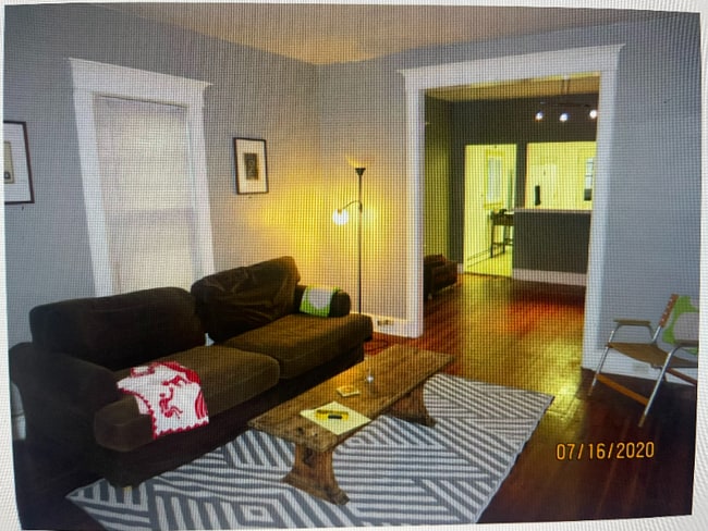 Building Photo - 67 Schubert St