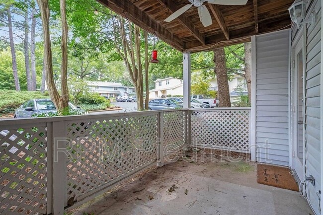 Building Photo - 6820 Glenridge Dr