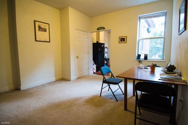 Building Photo - 2 br, 1 bath Townhome - 5432 Wilkins Avenue