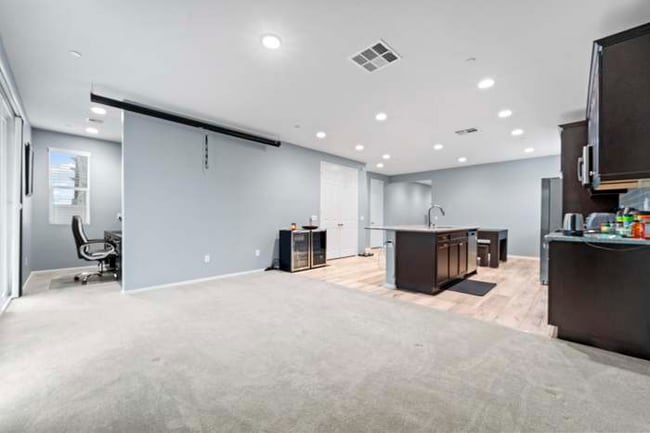 Building Photo - 44060 Buckeye Ct