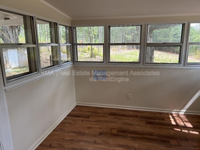 Foto del edificio - 126 Sihane Rd