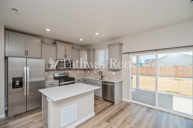 Foto del edificio - 9424 Yampa St