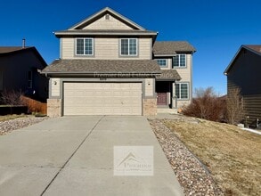 Building Photo - 8459 Meadowcrest Dr