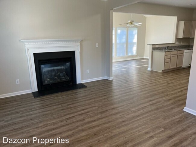 Foto del edificio - 4 br, 2.5 bath House - 748 Georgie Street