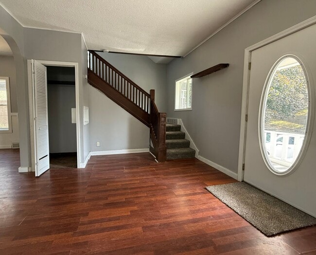 Photo - Great East End - 3 Bedroom Home