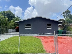 Building Photo - 3338 NW 34th St