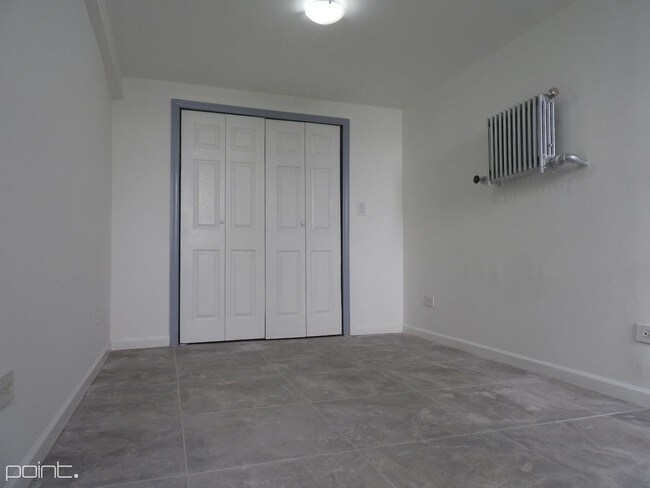 Building Photo - 161 E 33rd St