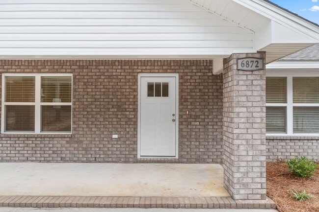 Building Photo - Modern Patio Home