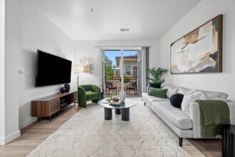 living-room-11-park-hill-4000-1x1-a1-a106-08-27-2026.jpg - Park Hill 4000