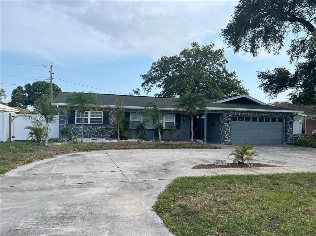 Foto principal - 6280 30th Ave N