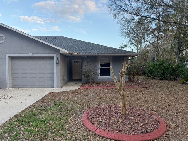 Building Photo - 701 E palm St