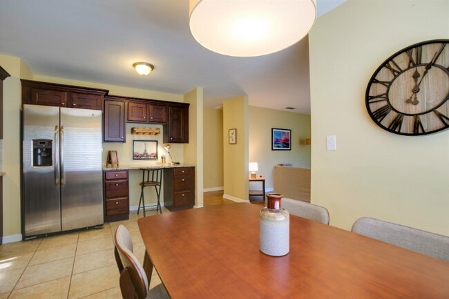 Foto del edificio - 1312 Hawkins St