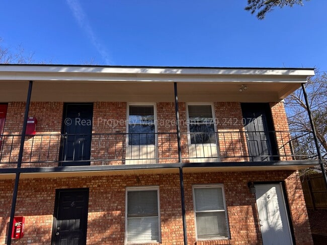 Building Photo - 2301 S V St