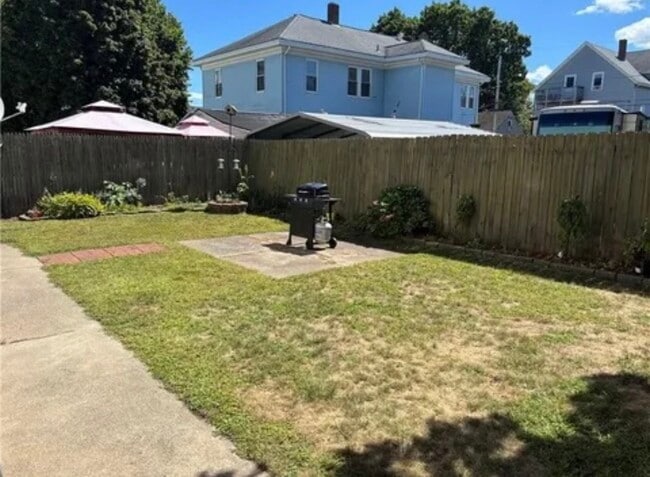 Building Photo - 95 Oakland Ave