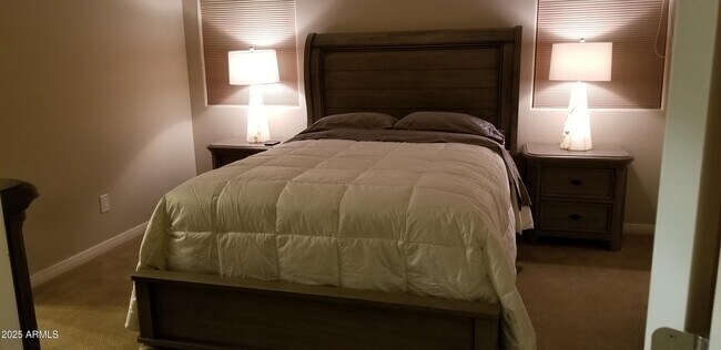 Foto del edificio - 17531 W Cedarwood Ln