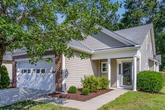 Building Photo - 1039 Glencroft Dr