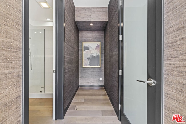 Foto del edificio - 2756 Westshire Dr