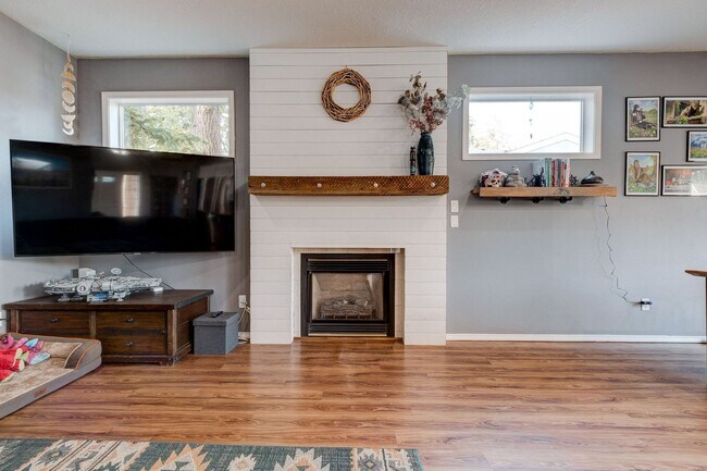 Building Photo - 3763 NE Brogden St