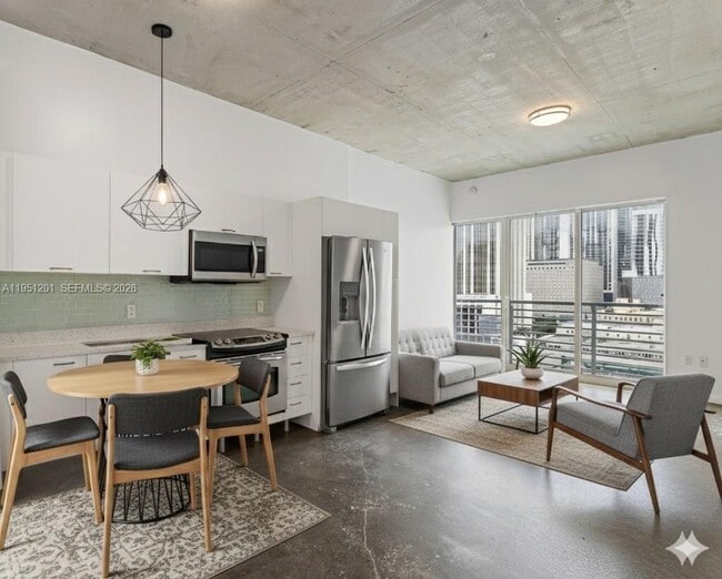 Foto del edificio - 133 NE 2nd Ave