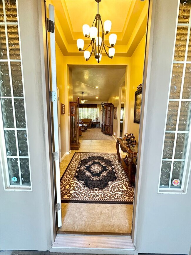 Building Photo - 391 Desert Rose Way