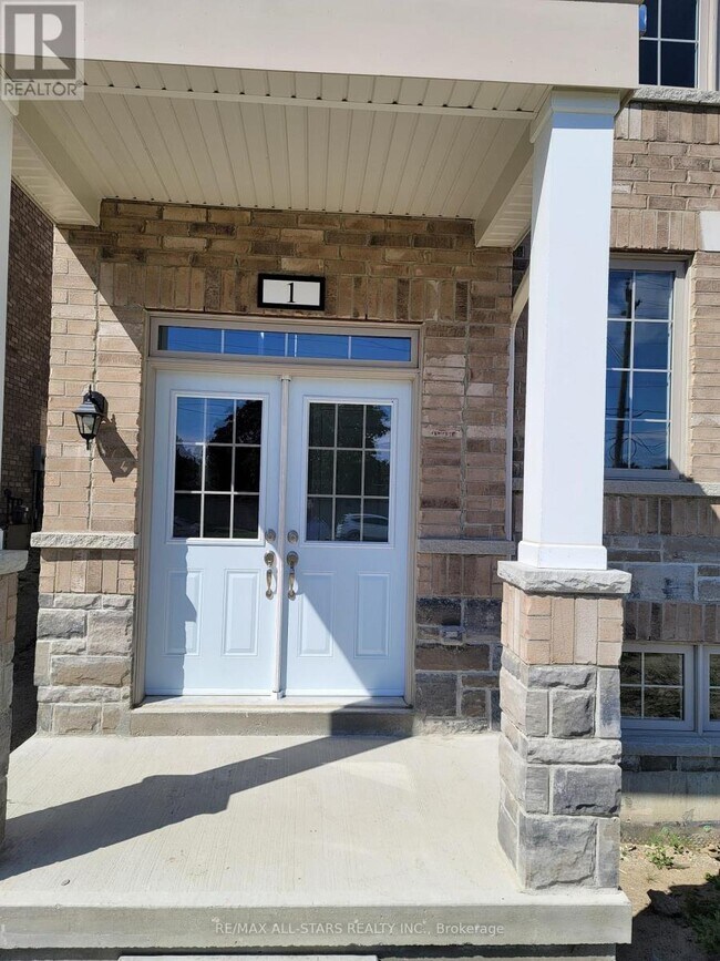 Photo du bâtiment - 1 Royal Collection Wy