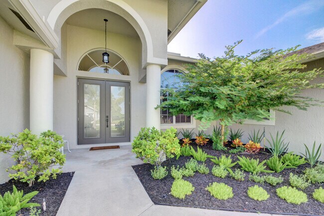 Building Photo - 13805 Folkestone Cir