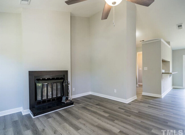 Building Photo - 3208 Harmony Ct