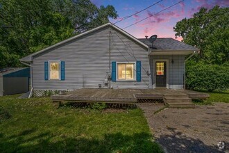 Building Photo - 3039 Devonshire St
