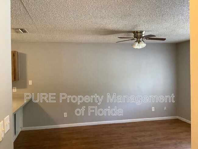 Foto del edificio - 3800 NE 41st St