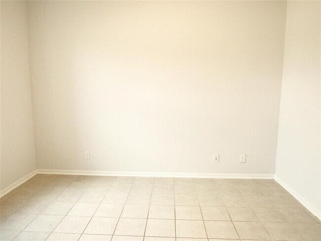 Building Photo - 14302 Beach Pine Trail